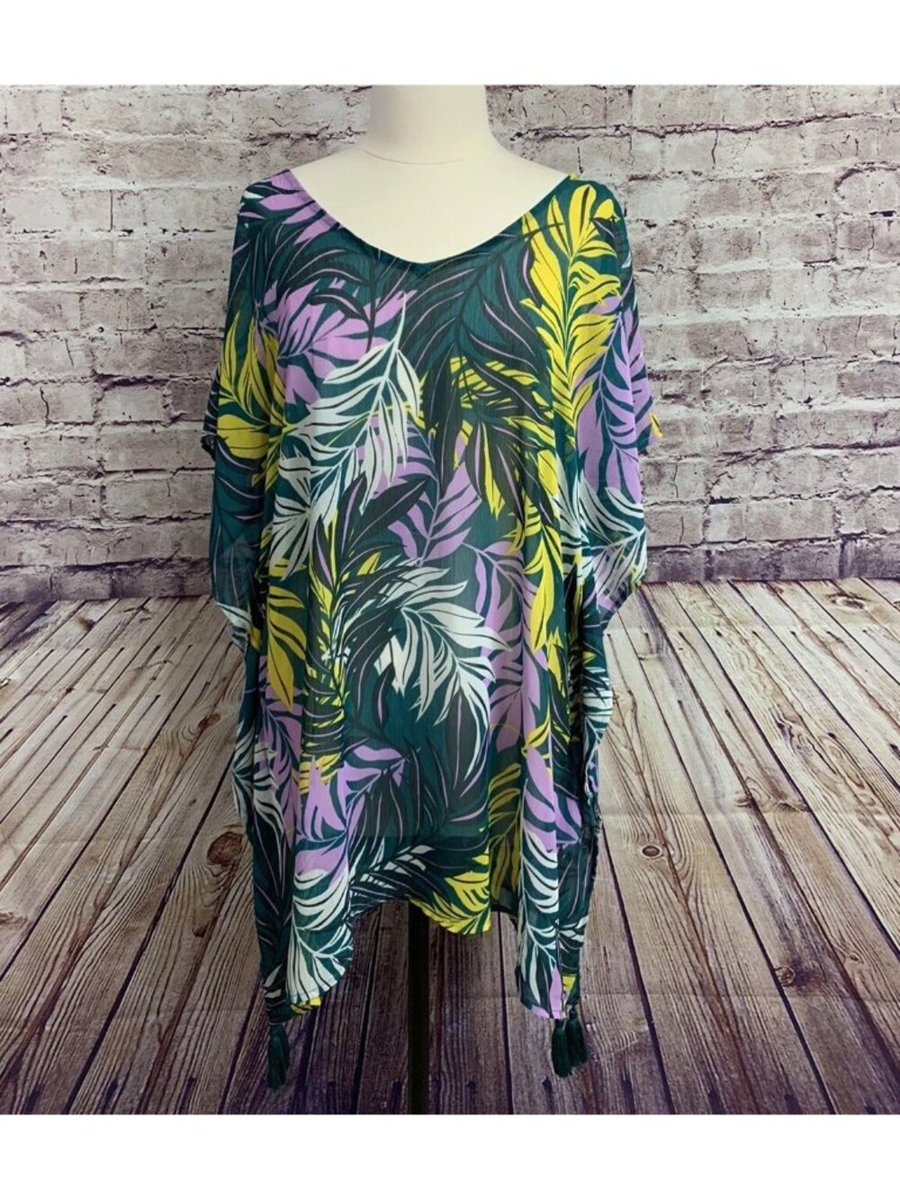 Palisades Green Leaf Shark Bite Hem Criss Cross Coverup